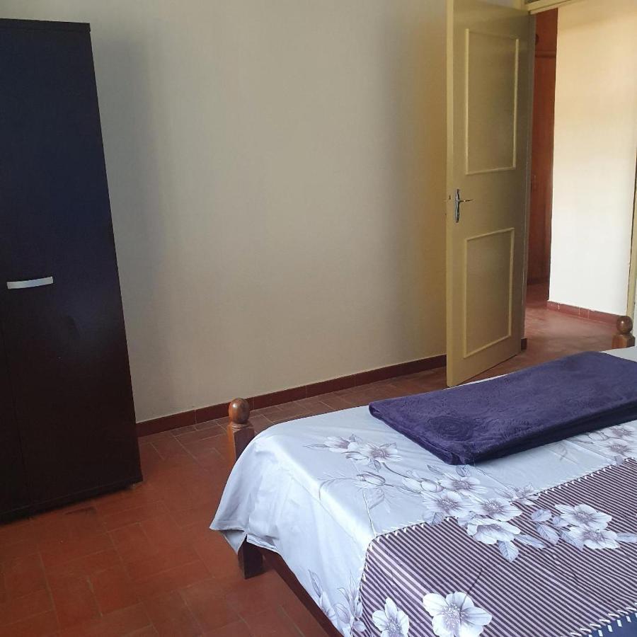 Superbe Appartement Avec Piscine, Proche Centre Ville, Restaurant, Mer Saly Bagian luar foto